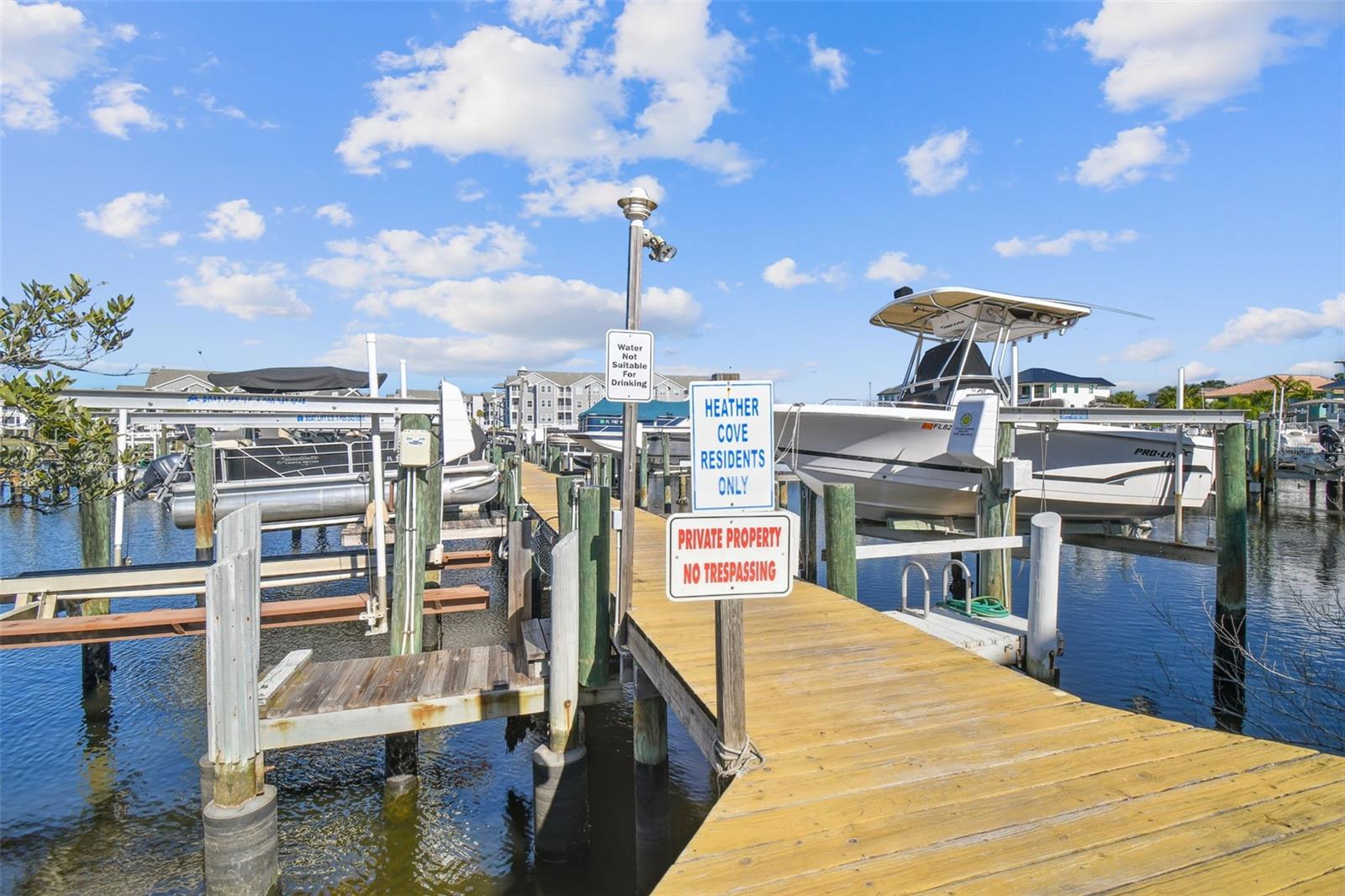 5557 SEA FOREST DR #214, NEW PORT RICHEY, FL, 34652