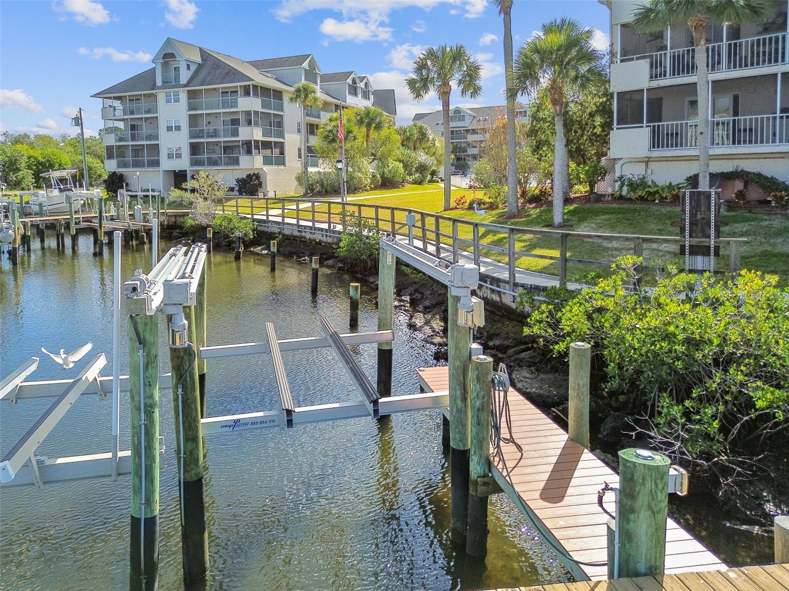 5557 SEA FOREST DR #214, NEW PORT RICHEY, FL, 34652
