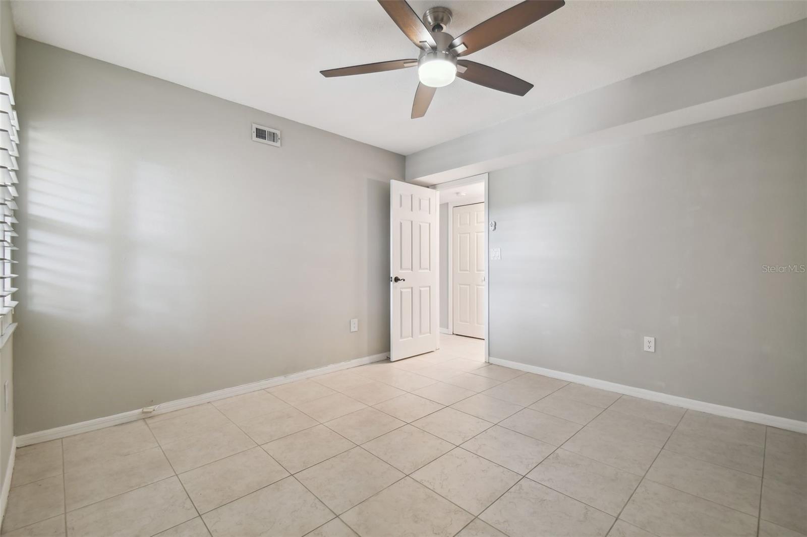 5557 SEA FOREST DR #214, NEW PORT RICHEY, FL, 34652