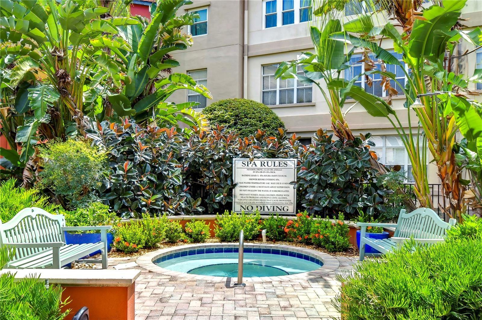 2410 W AZEELE ST #233, TAMPA, FL, 33609