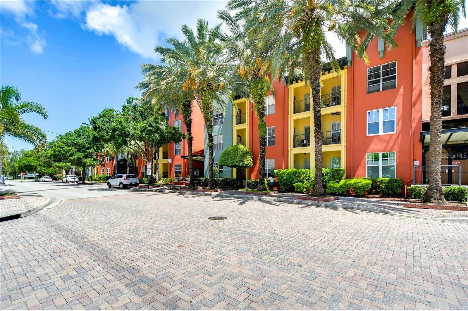 2410 W AZEELE ST #233, TAMPA, FL, 33609