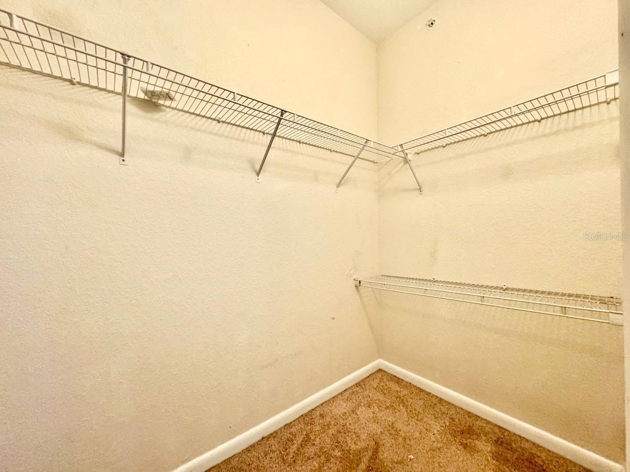 2410 W AZEELE ST #233, TAMPA, FL, 33609