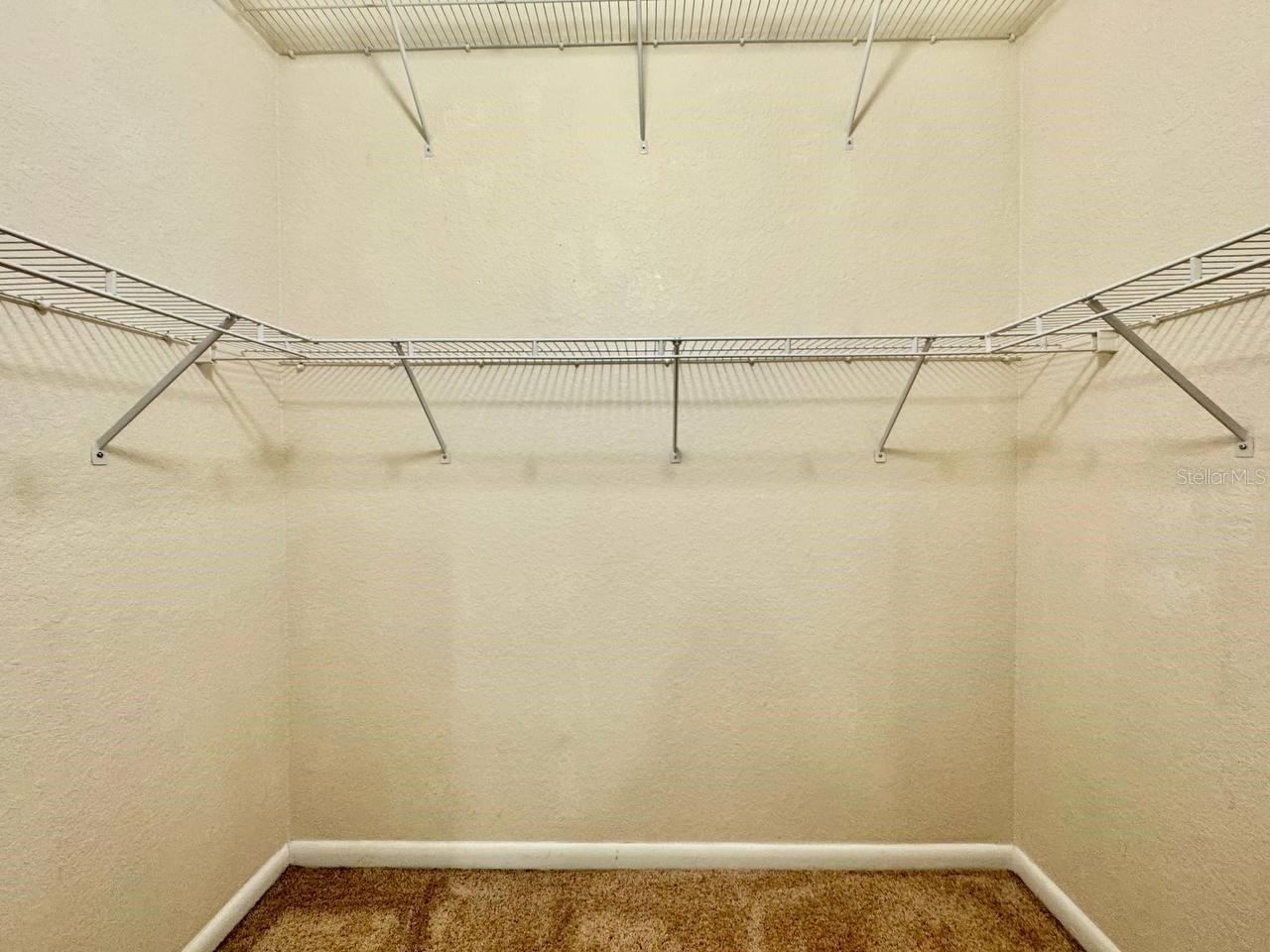 2410 W AZEELE ST #233, TAMPA, FL, 33609