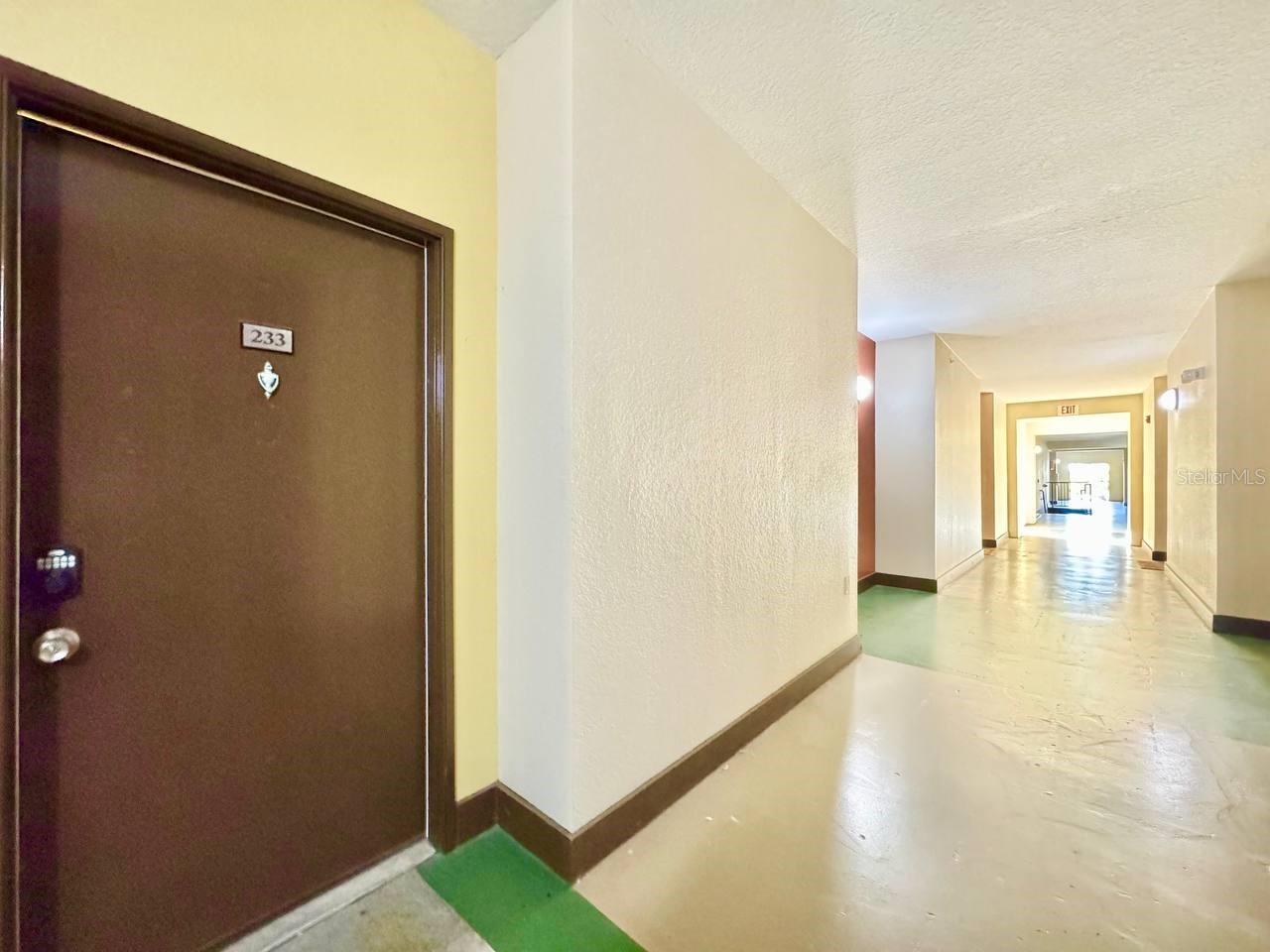 2410 W AZEELE ST #233, TAMPA, FL, 33609