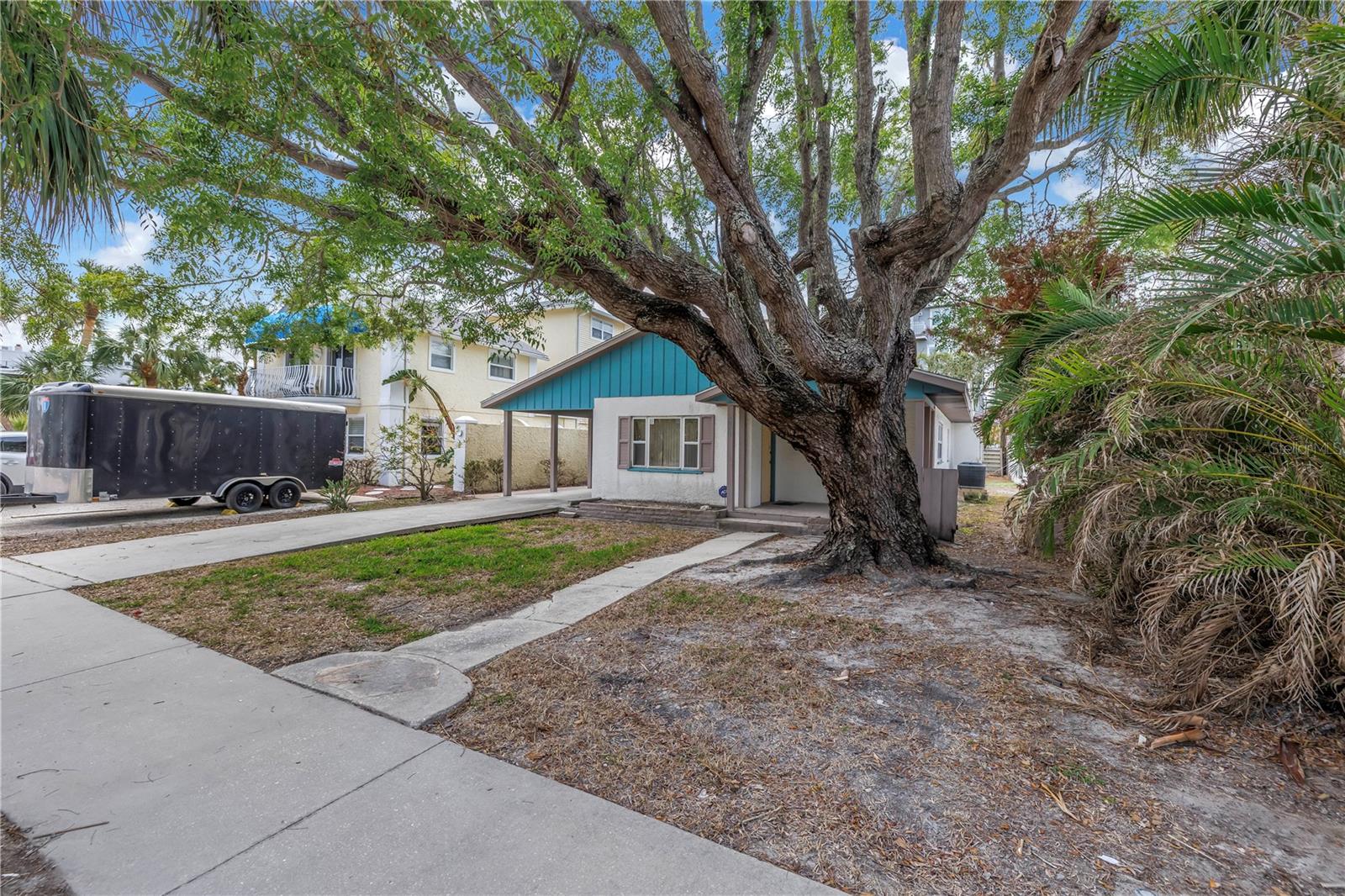 554 CANAL RD, SARASOTA, FL, 34242