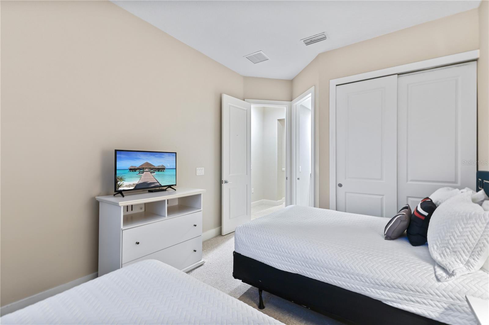 2634 SUNRISE SHORES DR, KISSIMMEE, FL, 34747
