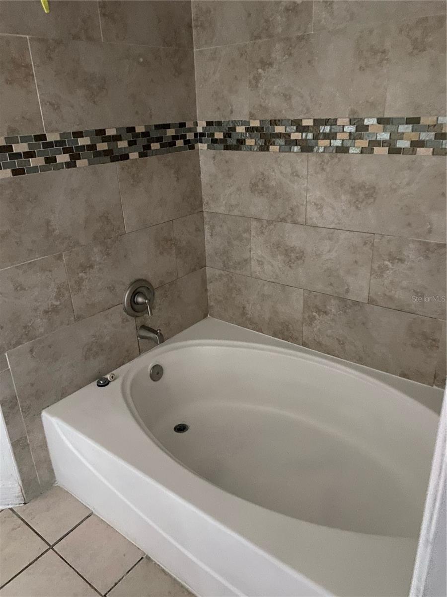 6413 ASTOR VILLAGE #210, ORLANDO, FL, 32835