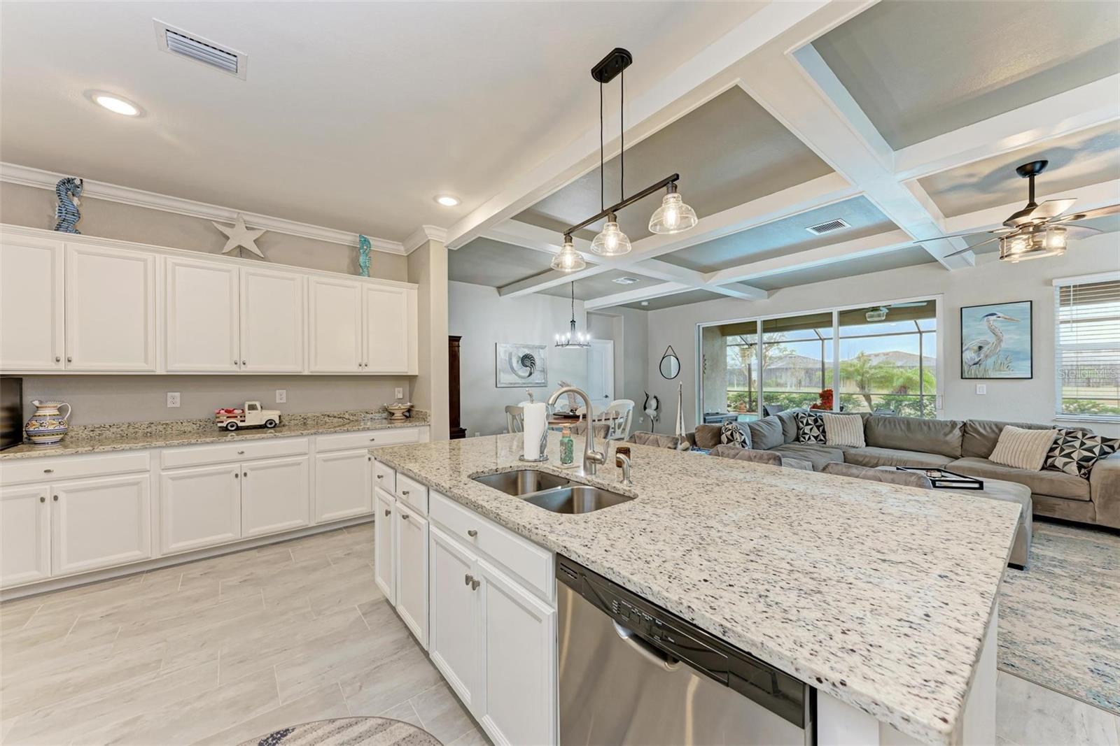 15169 SPANISH POINT DR, PORT CHARLOTTE, FL, 33981