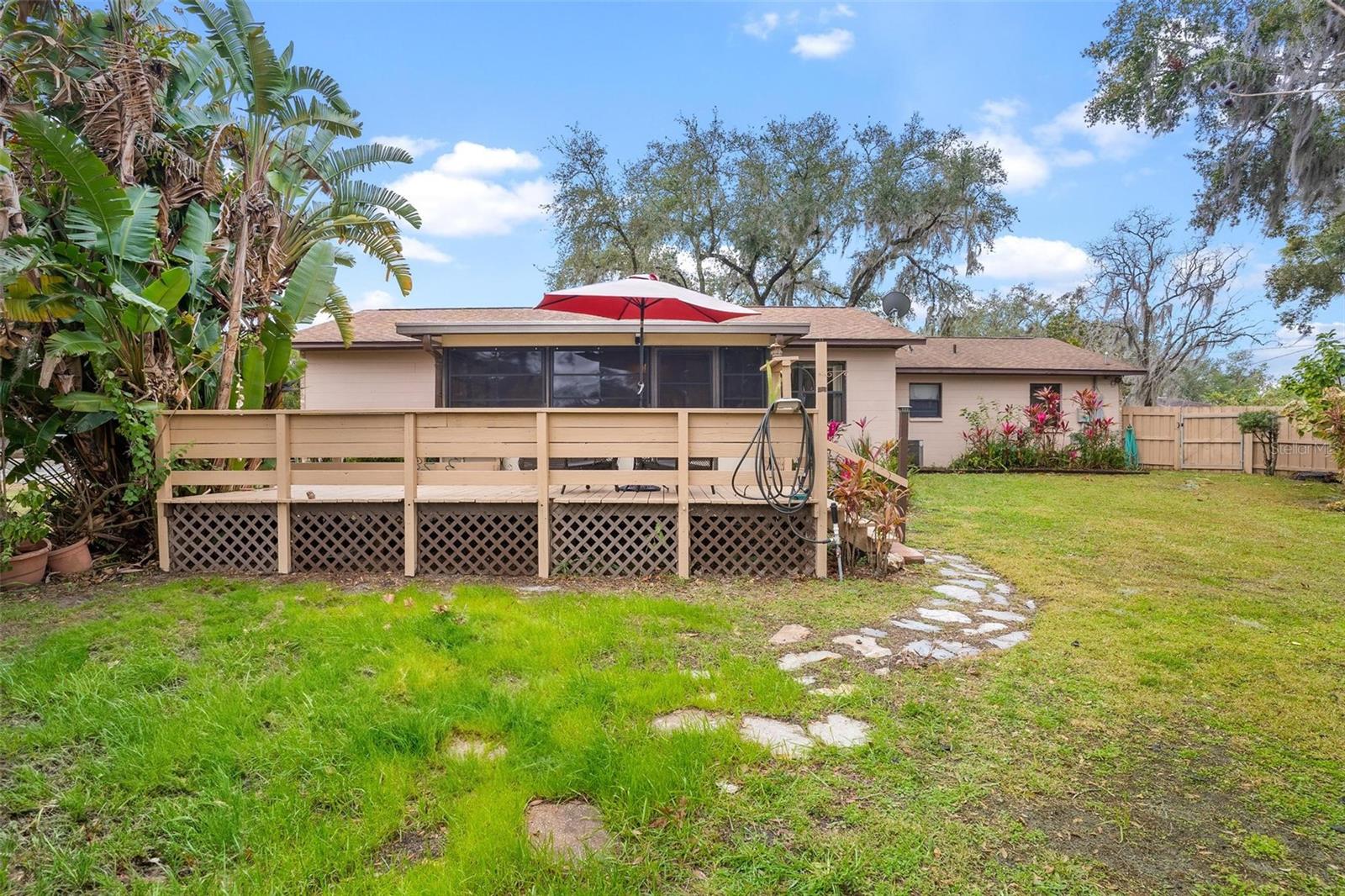 1208 GIBSON ST, LEESBURG, FL, 34748