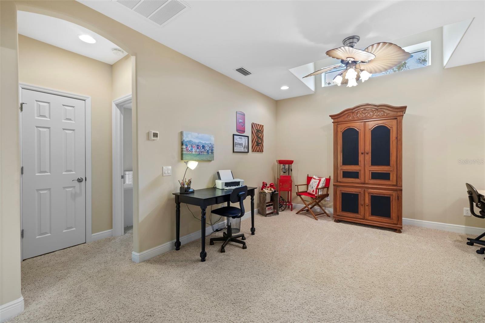 7153 WOODS BAY CT, LAND O LAKES, FL, 34637