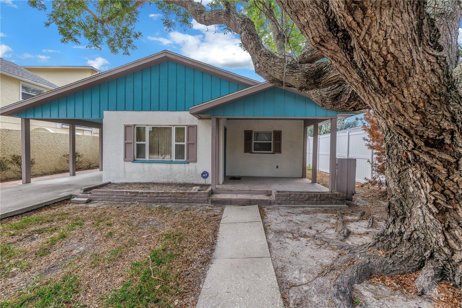 554 CANAL RD, SARASOTA, FL, 34242