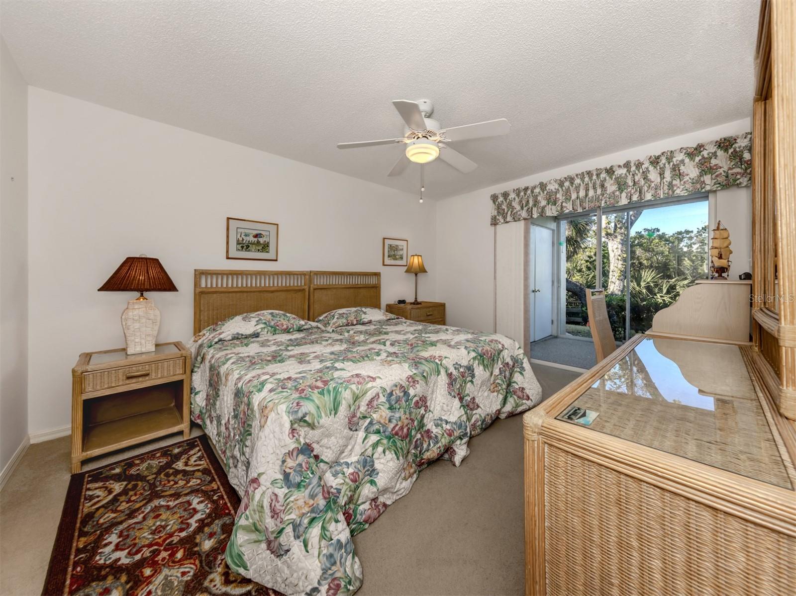 801 WATERSIDE DR #102, VENICE, FL, 34285