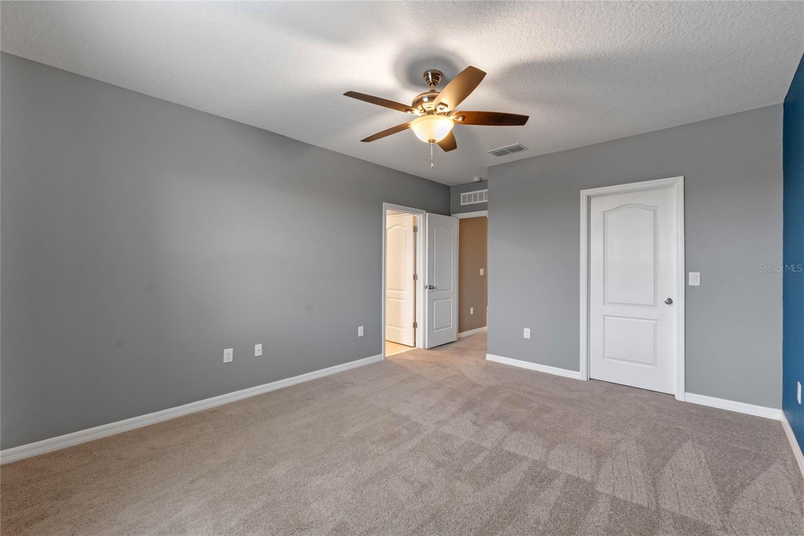 961 LIDO DR, HOWEY IN THE HILLS, FL, 34737