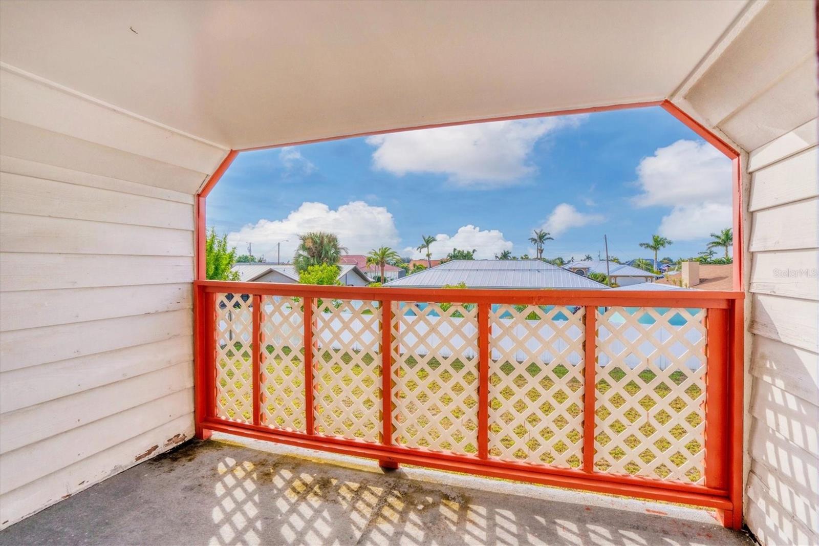 1930 VISCAYA PKWY, CAPE CORAL, FL, 33990