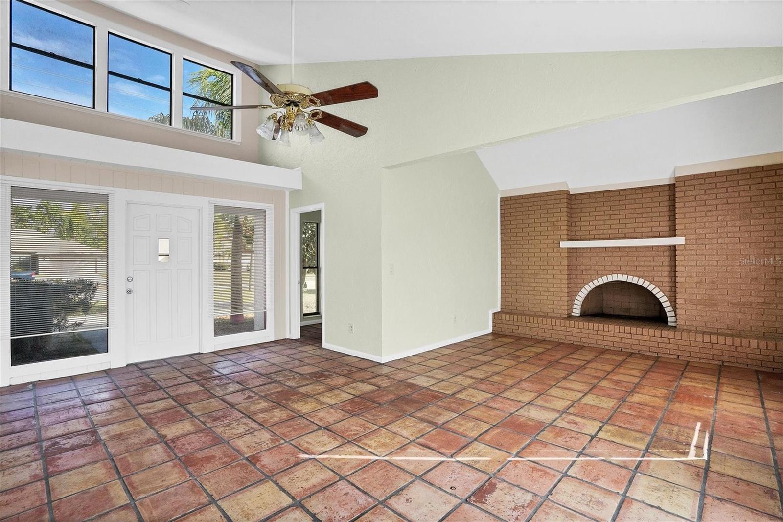 1930 VISCAYA PKWY, CAPE CORAL, FL, 33990