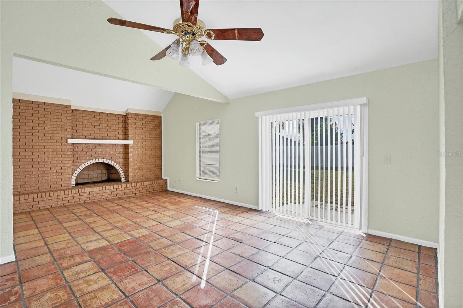 1930 VISCAYA PKWY, CAPE CORAL, FL, 33990