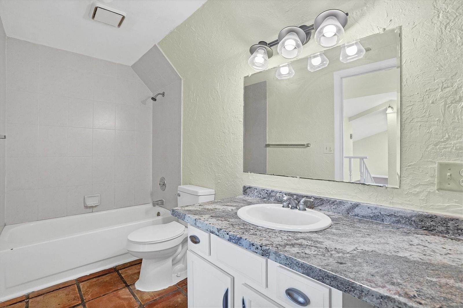 1930 VISCAYA PKWY, CAPE CORAL, FL, 33990