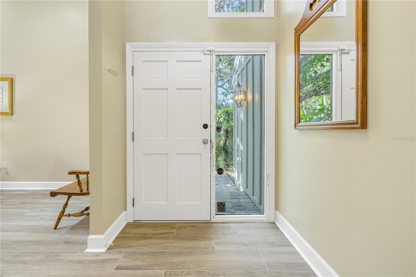 752 TROPICAL CIR, SARASOTA, FL, 34242