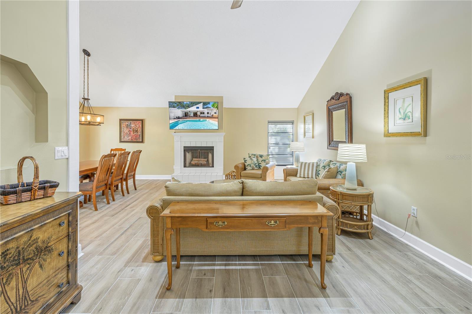 752 TROPICAL CIR, SARASOTA, FL, 34242