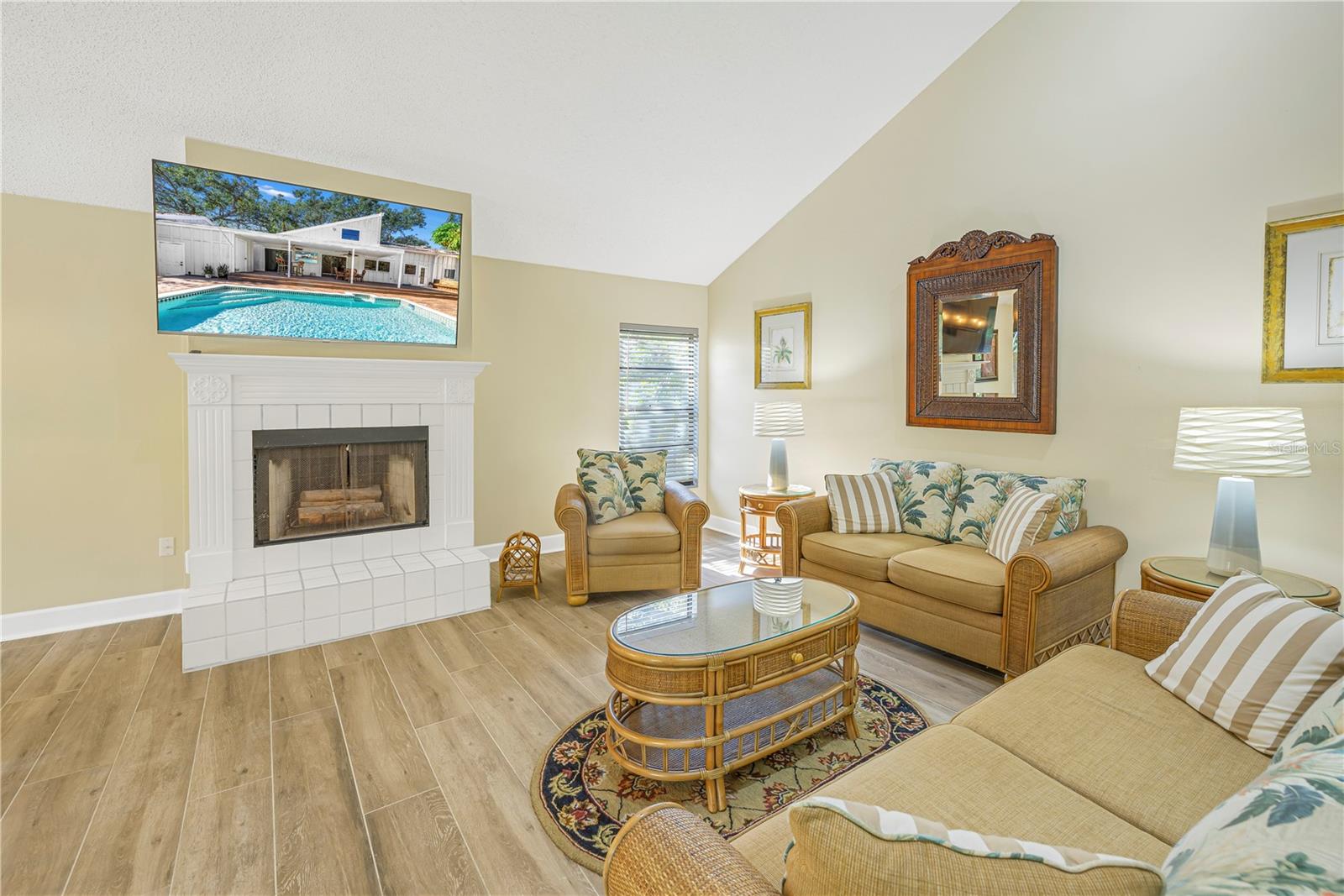 752 TROPICAL CIR, SARASOTA, FL, 34242