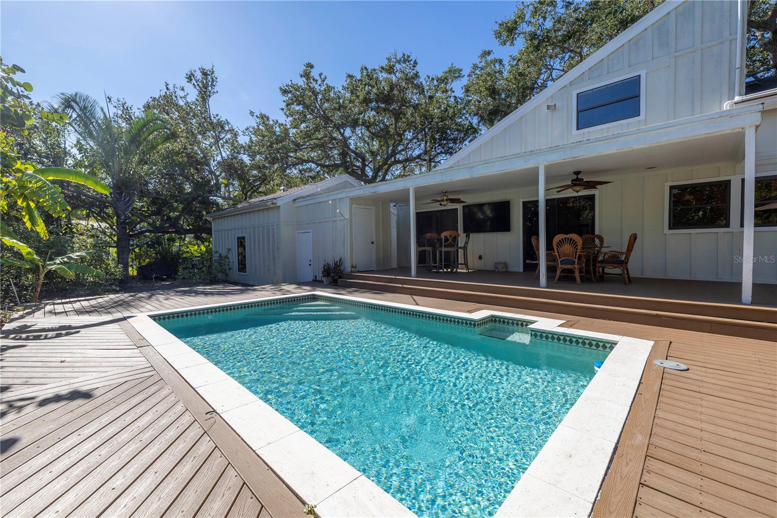 752 TROPICAL CIR, SARASOTA, FL, 34242