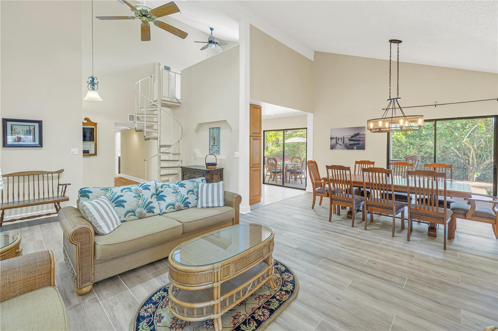 752 TROPICAL CIR, SARASOTA, FL, 34242