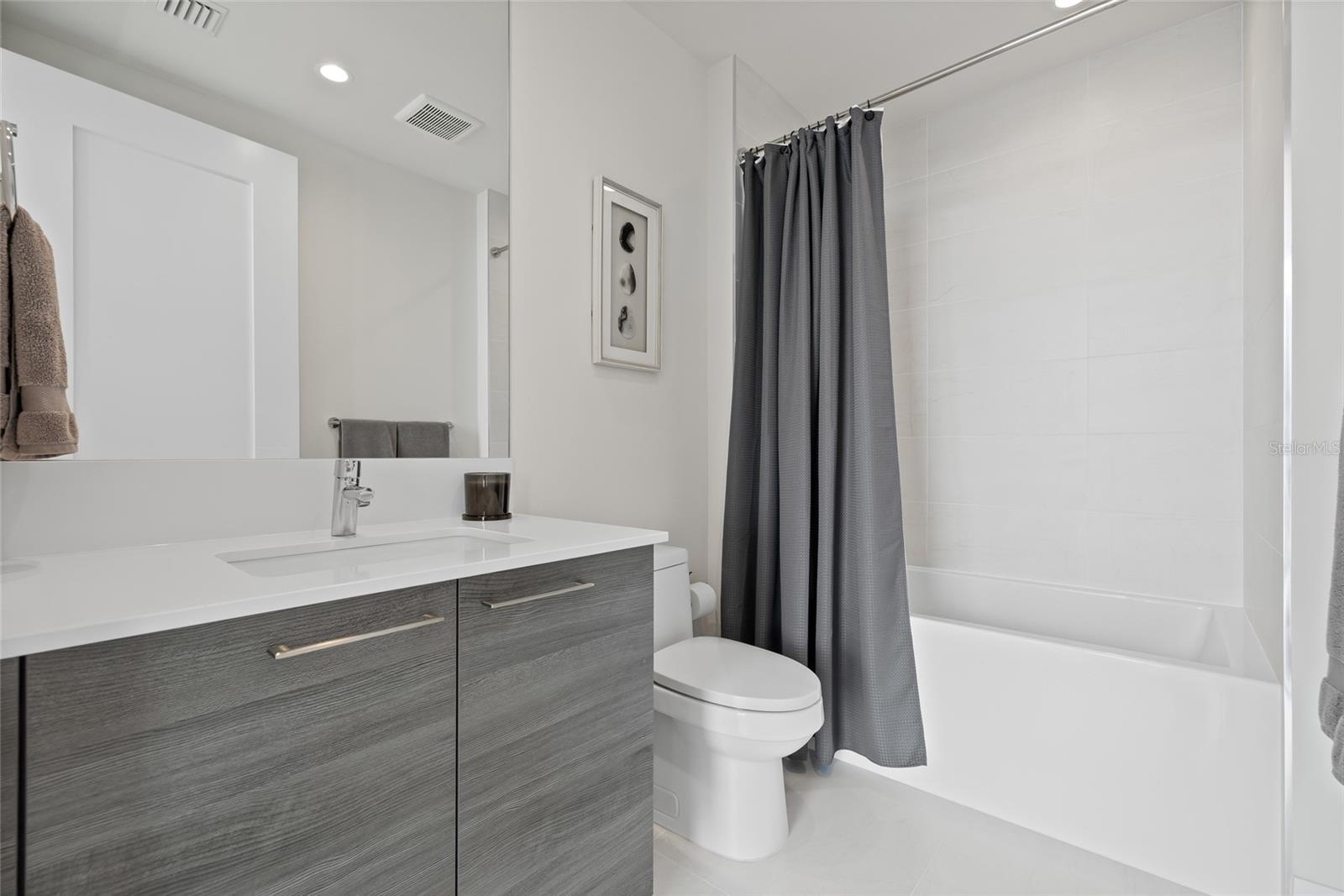 301 1ST ST S #1905, ST PETERSBURG, FL, 33701