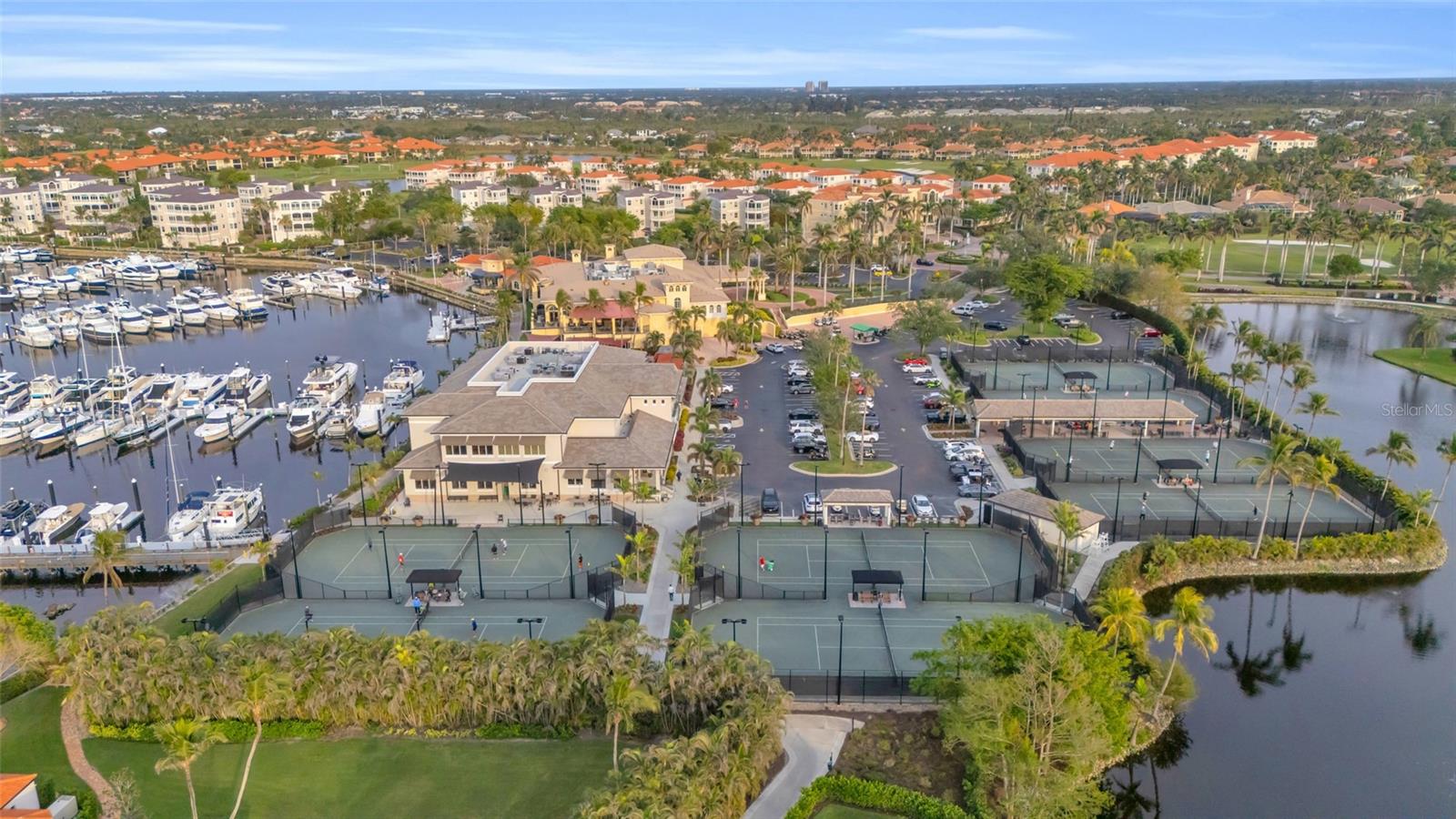 11036 HARBOUR YACHT CT #202, FORT MYERS, FL, 33908