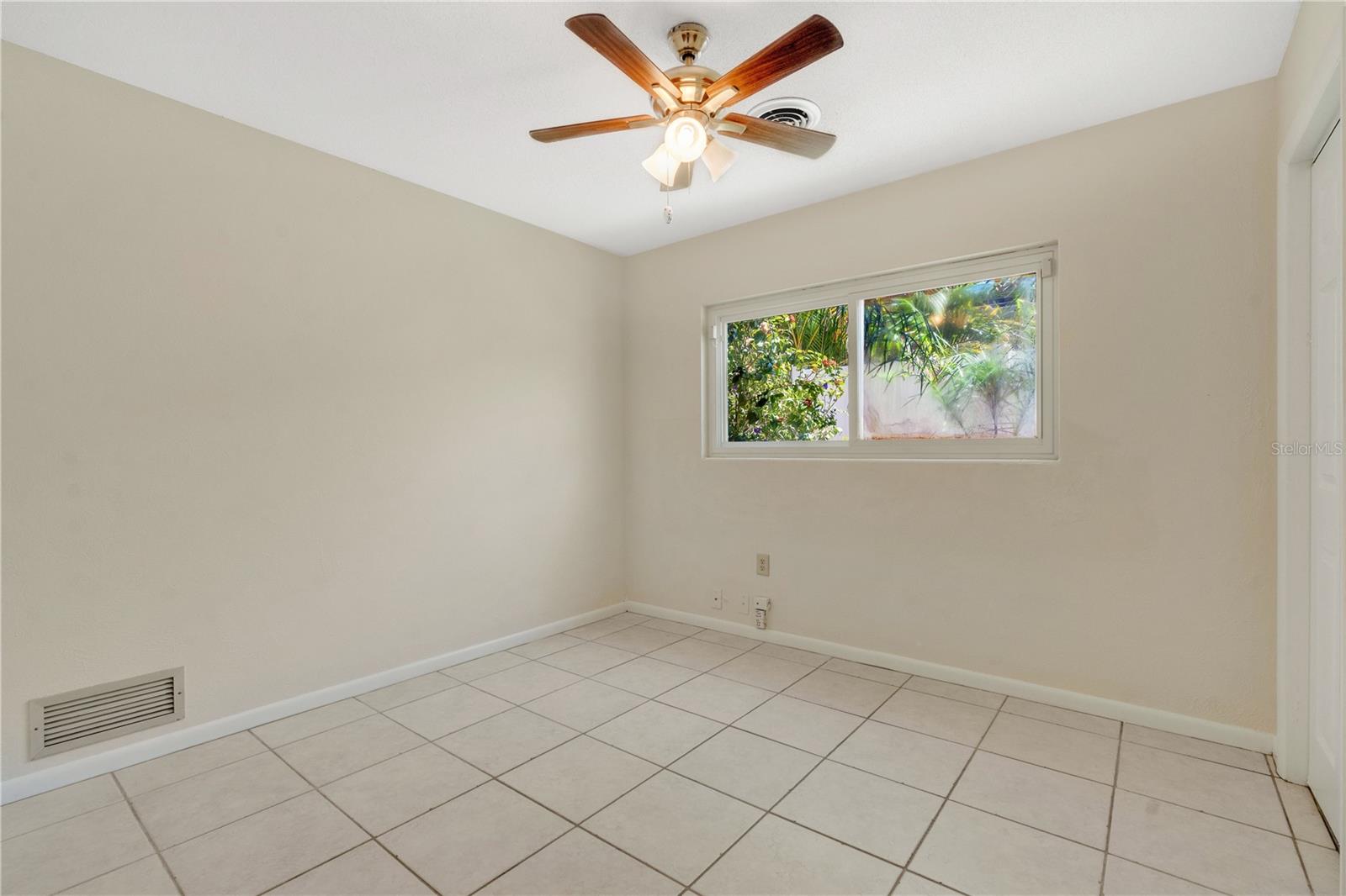 4437 ELAINE PL, ORLANDO, FL, 32812