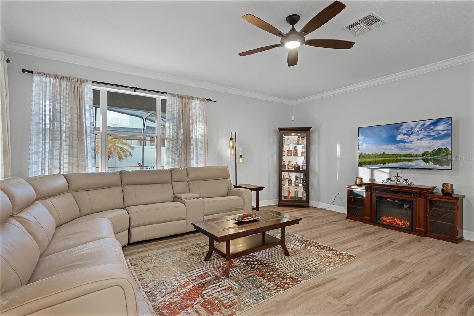 678 CASCADING CREEK LN, WINTER GARDEN, FL, 34787