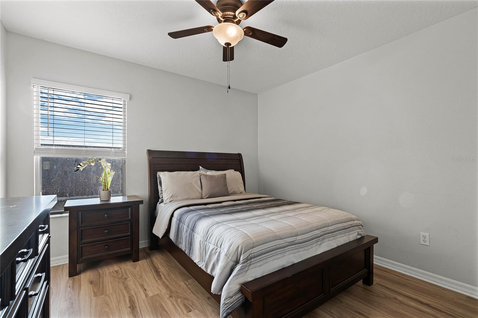 678 CASCADING CREEK LN, WINTER GARDEN, FL, 34787