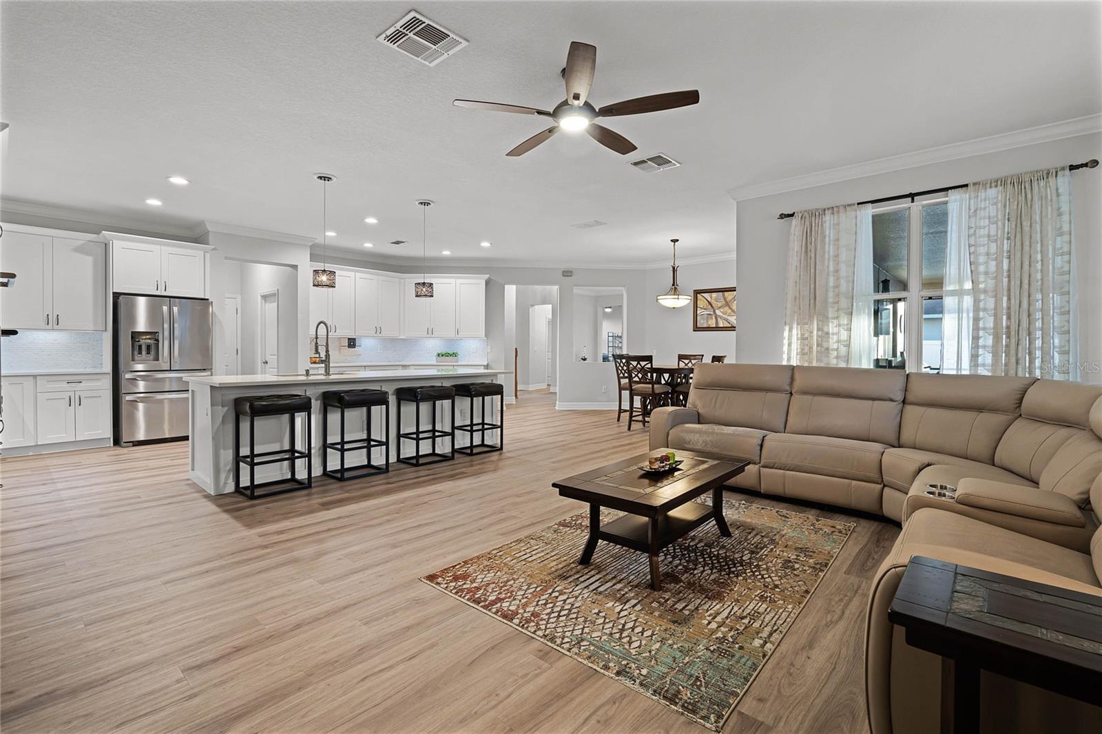 678 CASCADING CREEK LN, WINTER GARDEN, FL, 34787