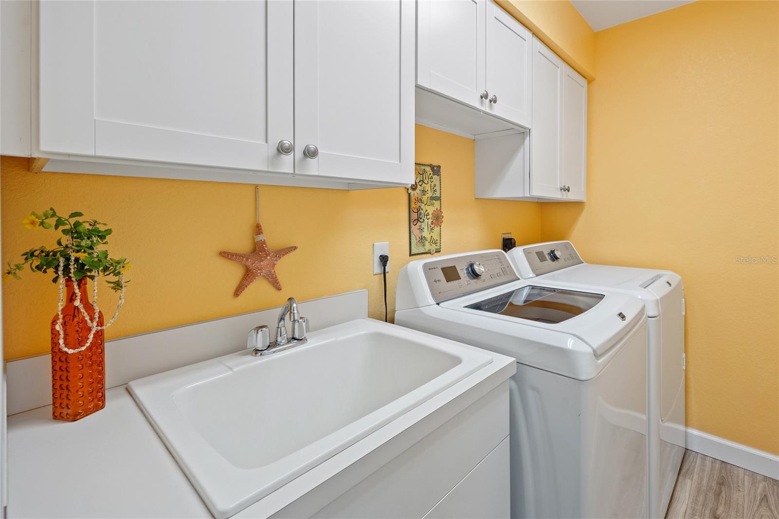 124 BEAU RIVAGE DR, ROTONDA WEST, FL, 33947