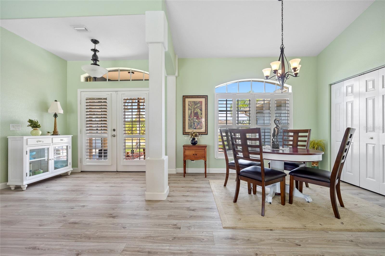 124 BEAU RIVAGE DR, ROTONDA WEST, FL, 33947