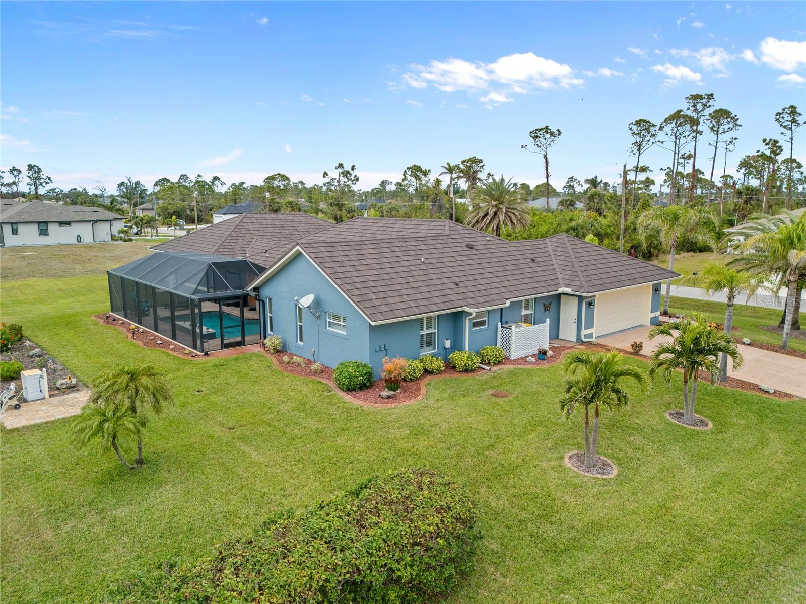 124 BEAU RIVAGE DR, ROTONDA WEST, FL, 33947