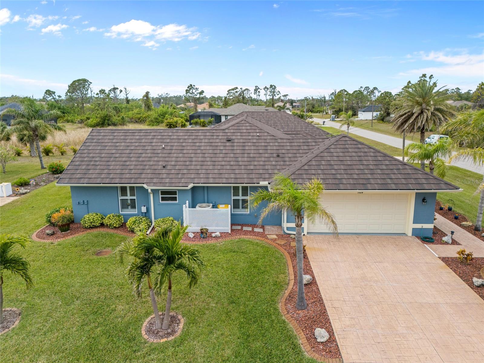 124 BEAU RIVAGE DR, ROTONDA WEST, FL, 33947