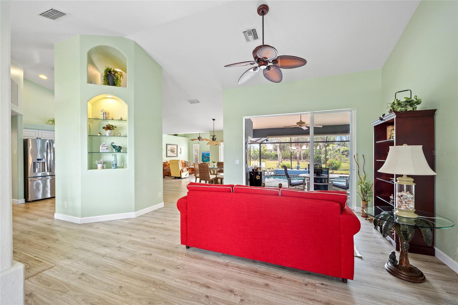 124 BEAU RIVAGE DR, ROTONDA WEST, FL, 33947