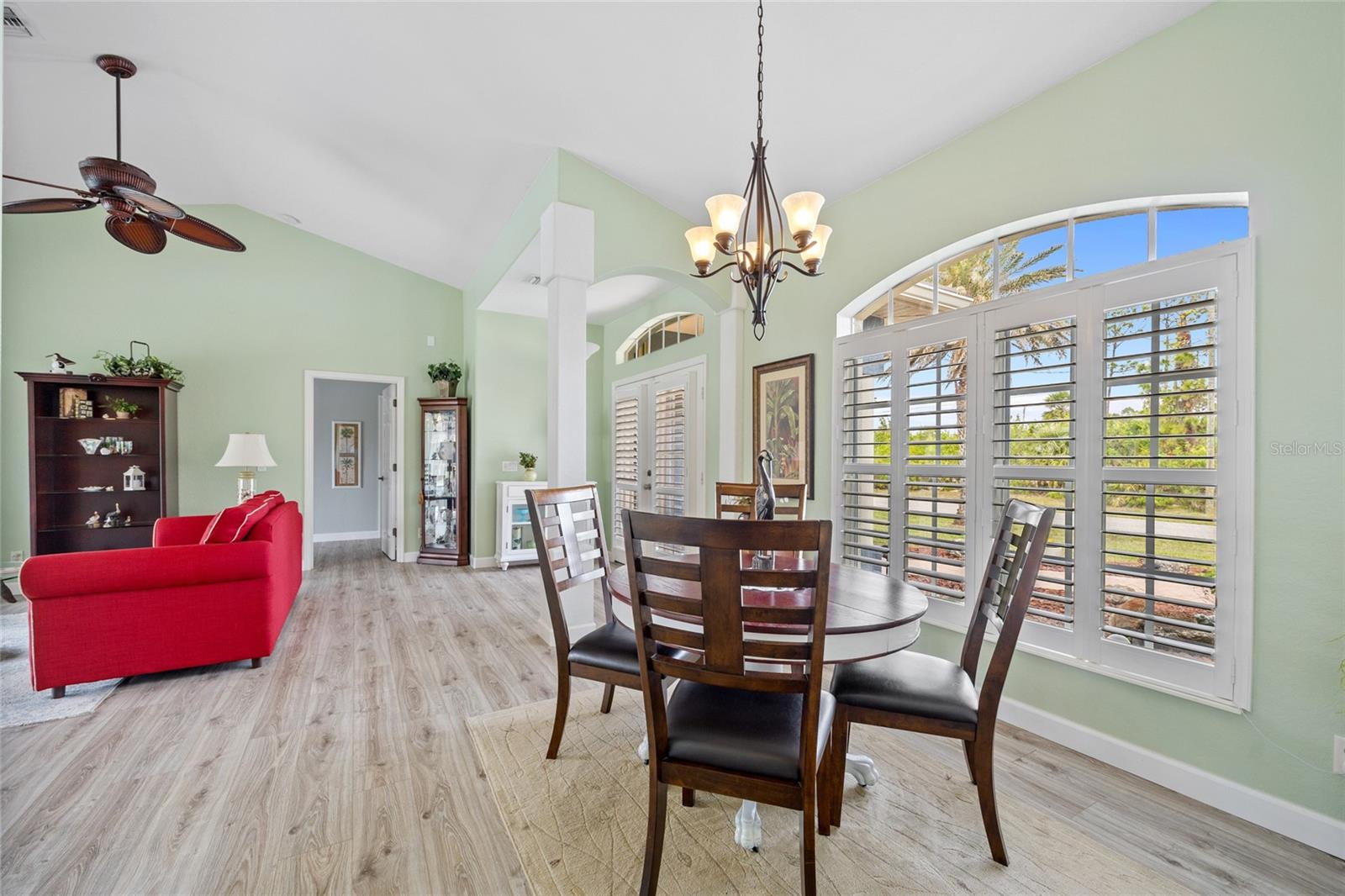 124 BEAU RIVAGE DR, ROTONDA WEST, FL, 33947