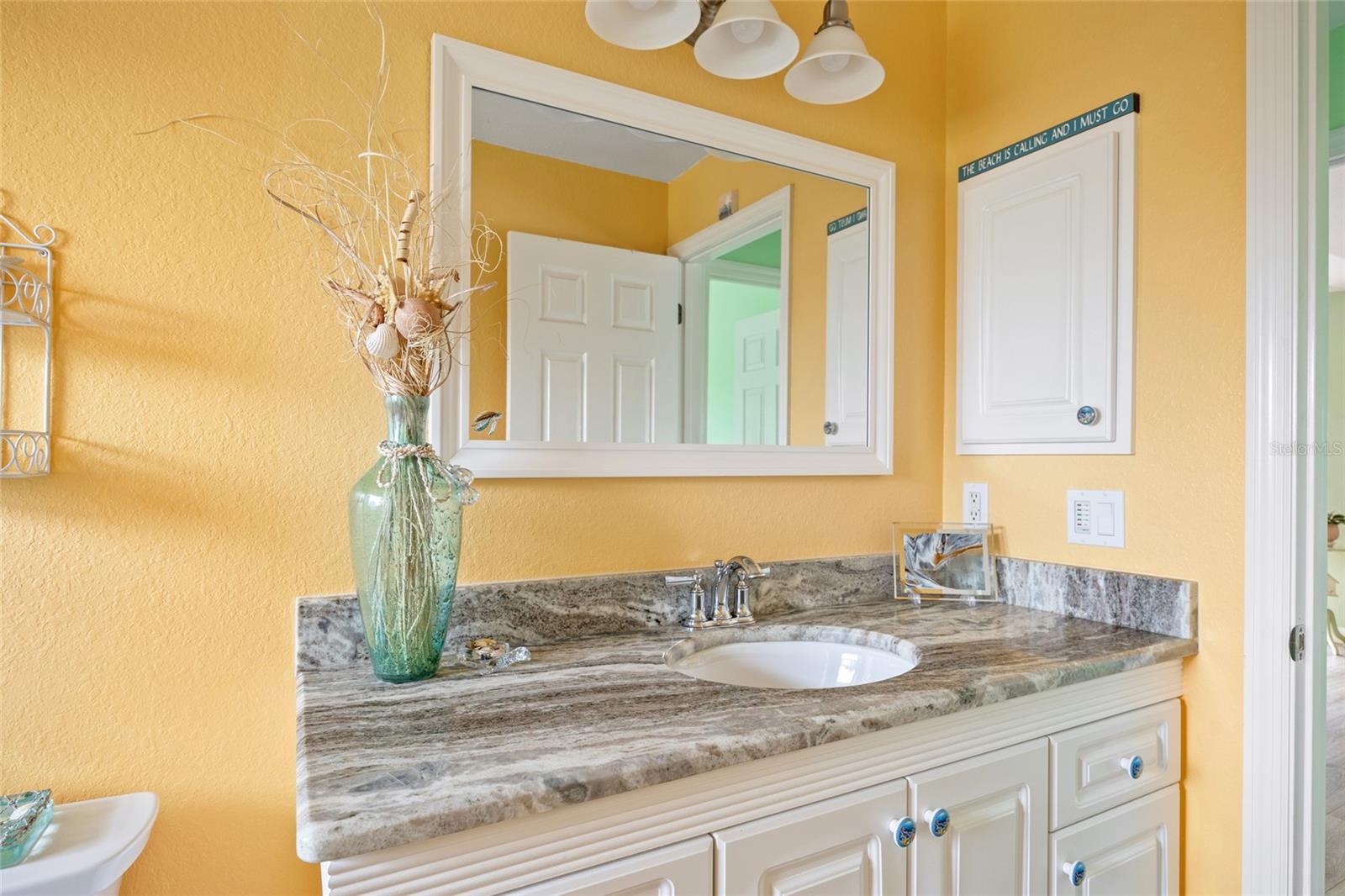 124 BEAU RIVAGE DR, ROTONDA WEST, FL, 33947