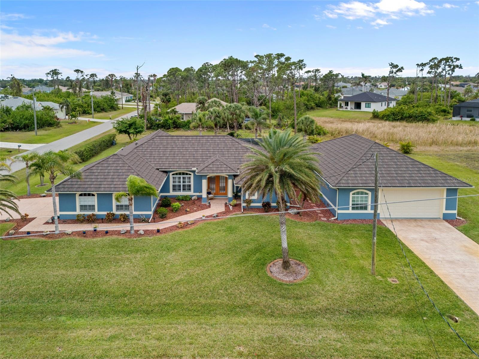 124 BEAU RIVAGE DR, ROTONDA WEST, FL, 33947