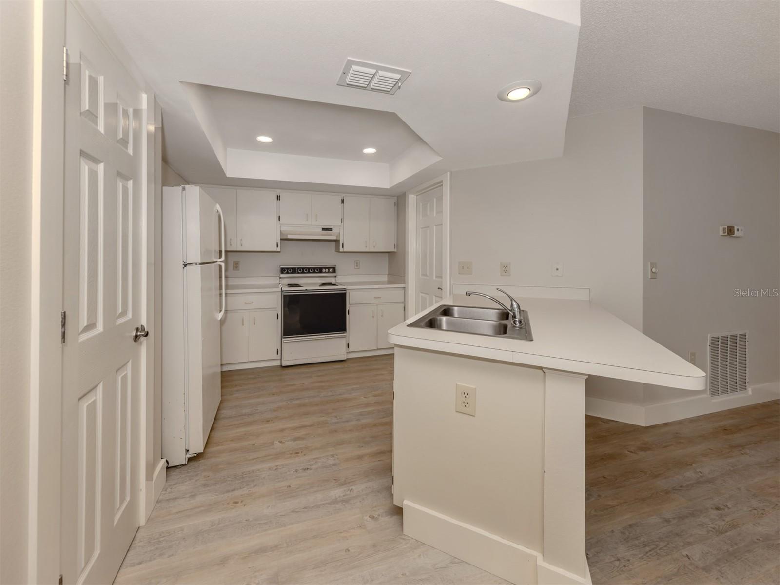 826 BAYPORT CIR, VENICE, FL, 34292