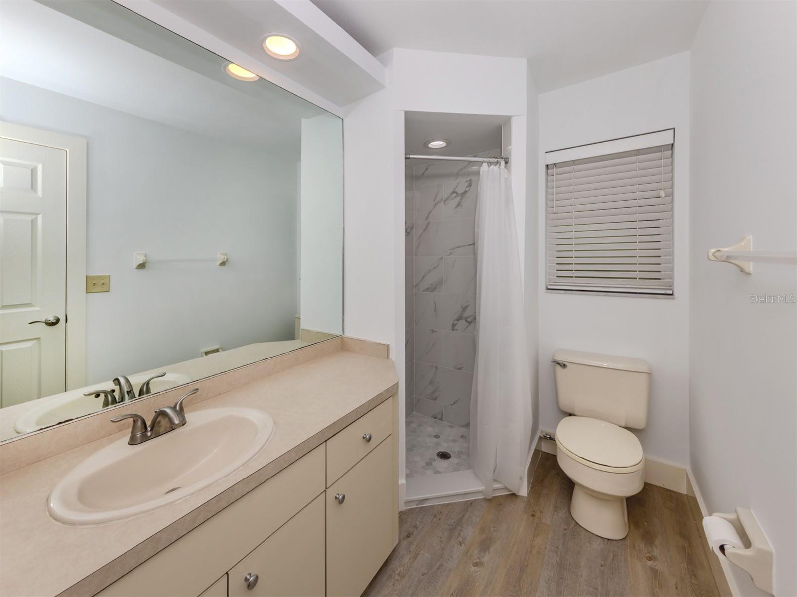826 BAYPORT CIR, VENICE, FL, 34292
