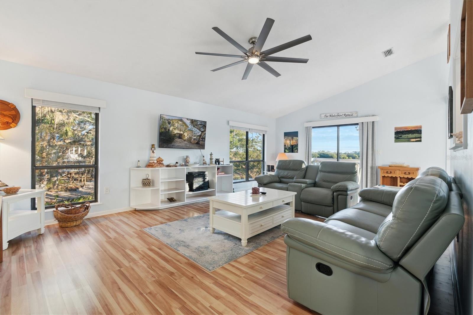 12631 HODGSON AVE, CEDAR KEY, FL, 32625