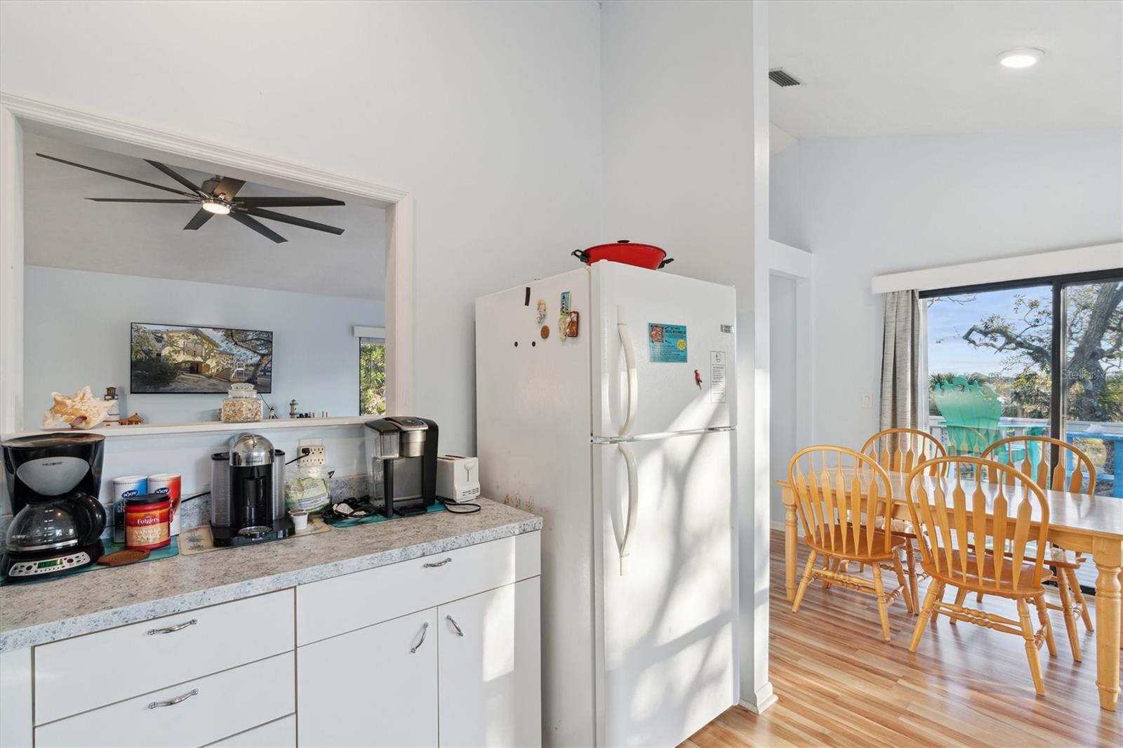 12631 HODGSON AVE, CEDAR KEY, FL, 32625