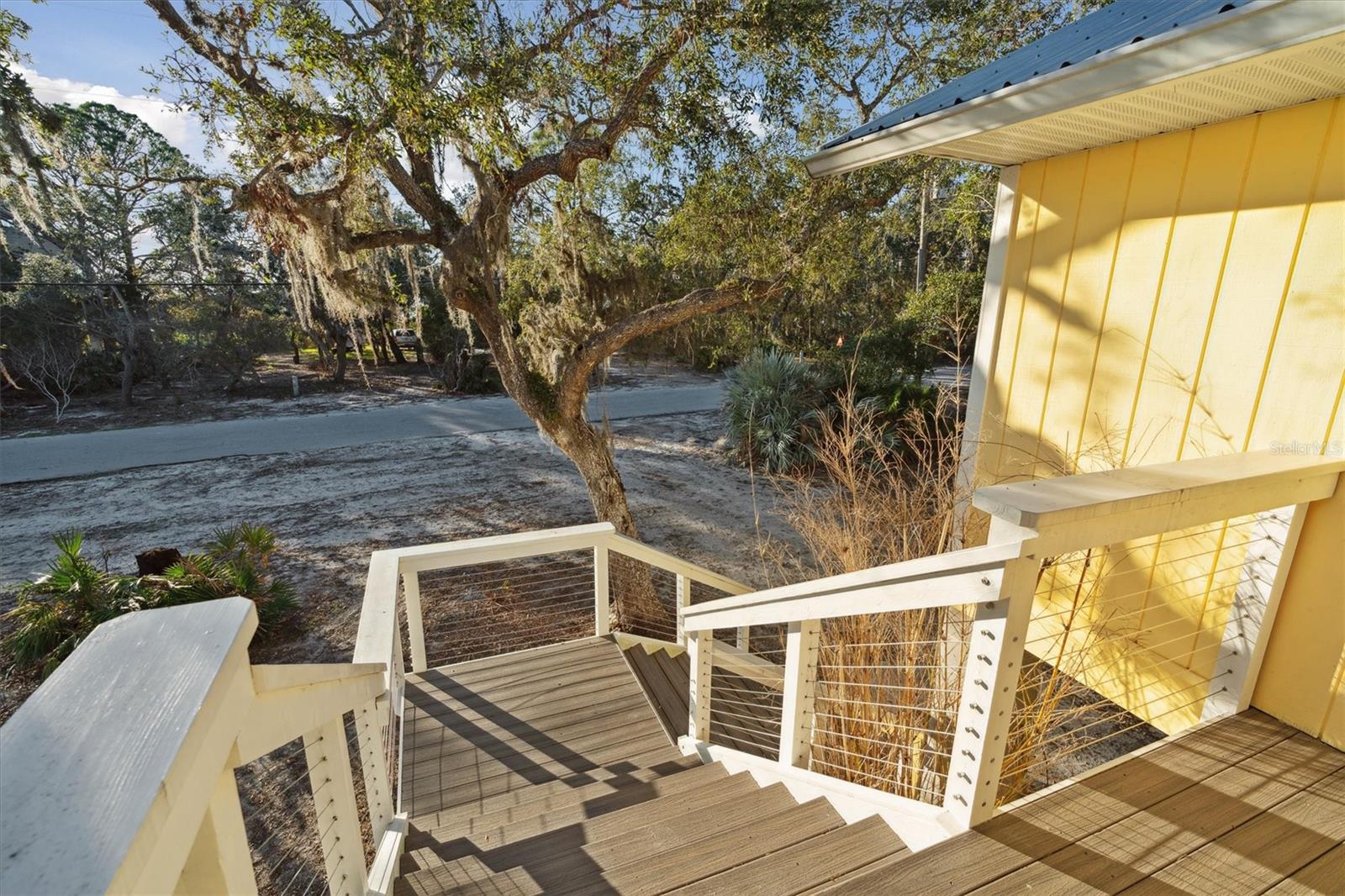 12631 HODGSON AVE, CEDAR KEY, FL, 32625