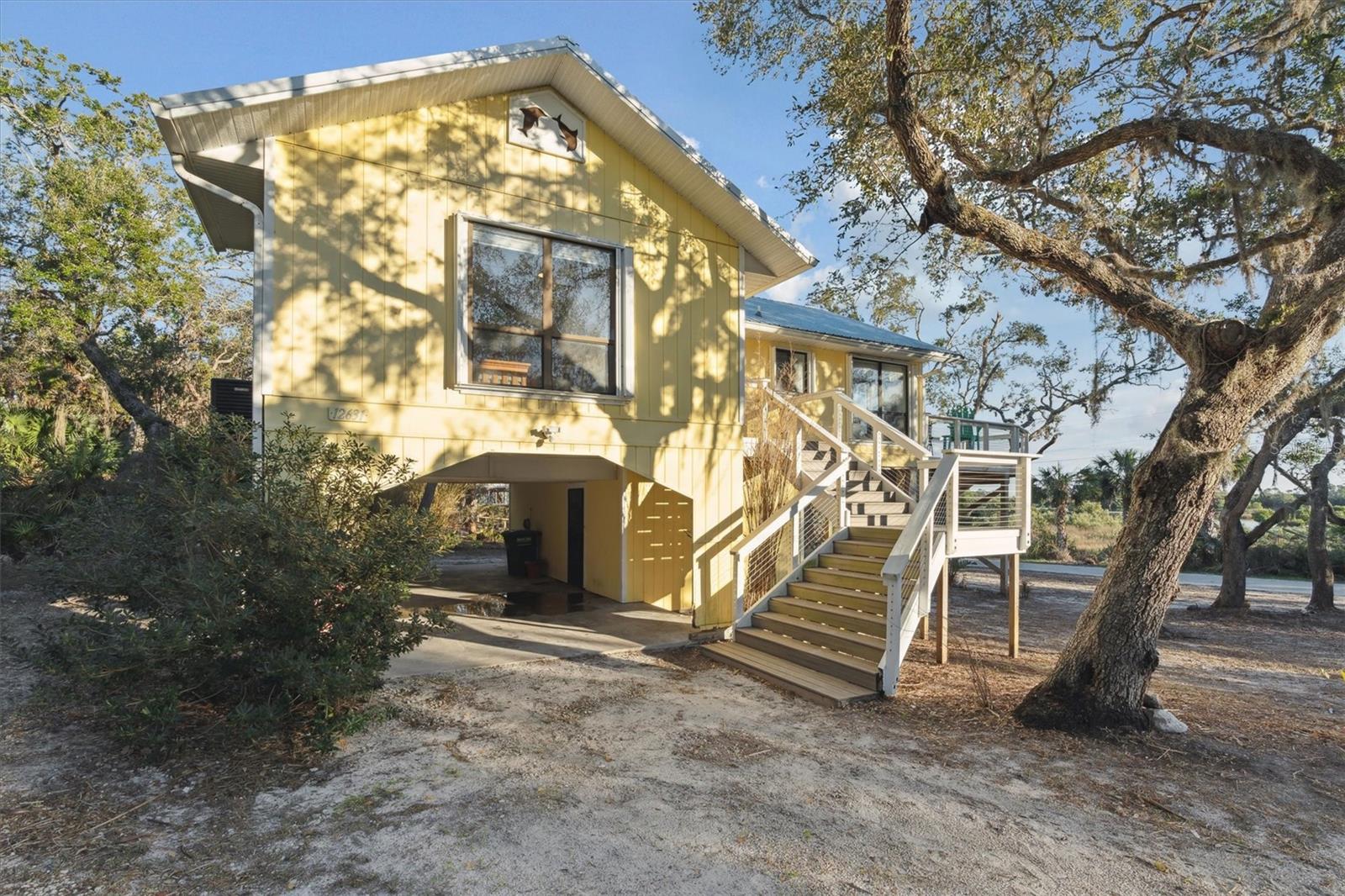 12631 HODGSON AVE, CEDAR KEY, FL, 32625