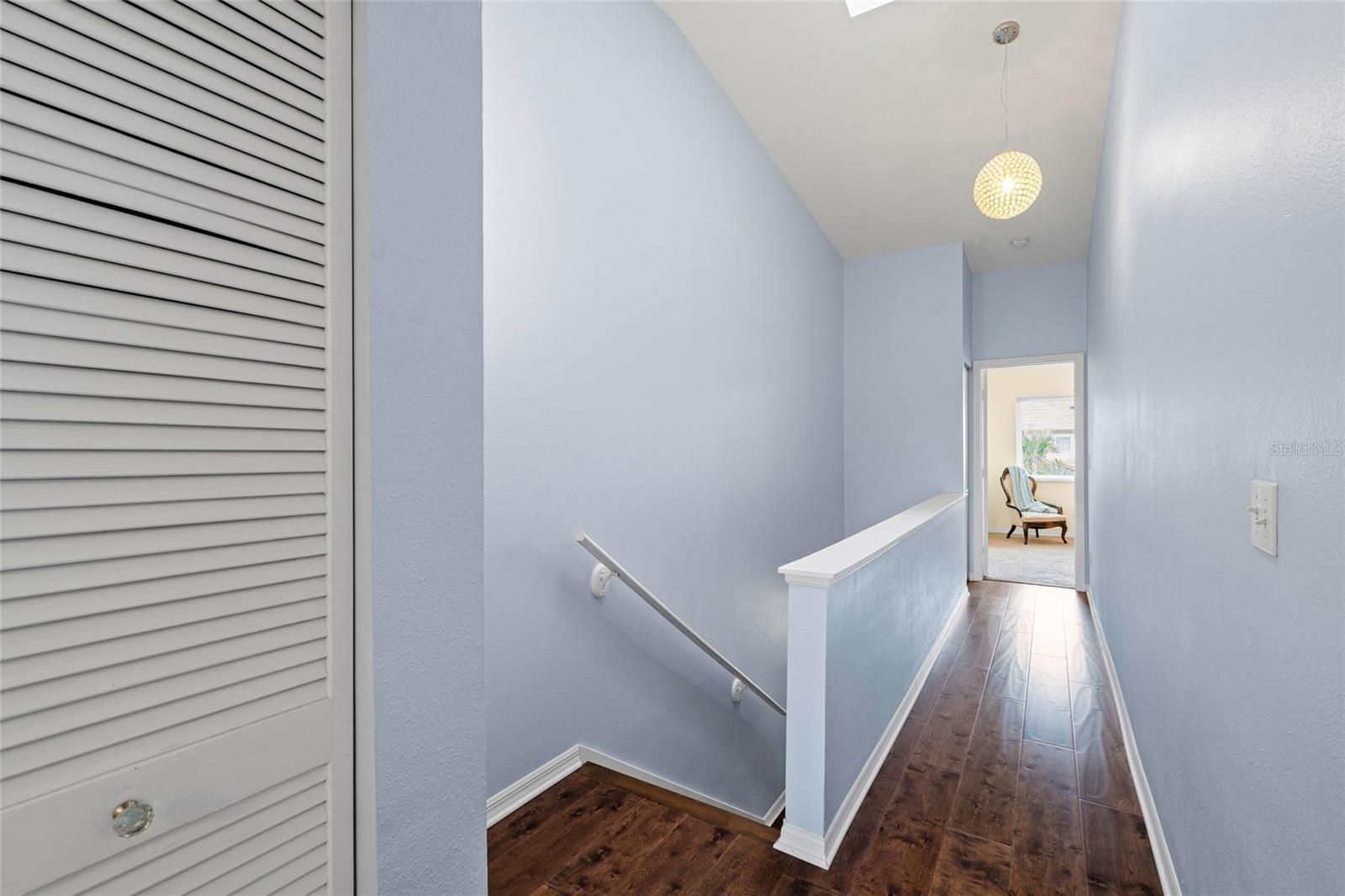 274 MADEIRA CIR, ST PETERSBURG, FL, 33715