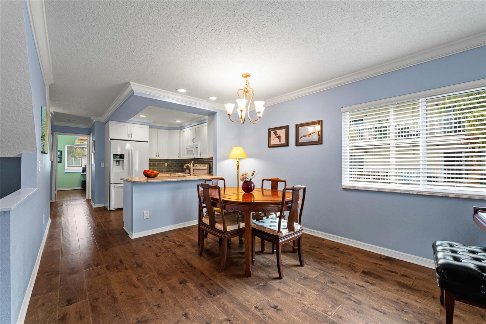 274 MADEIRA CIR, ST PETERSBURG, FL, 33715