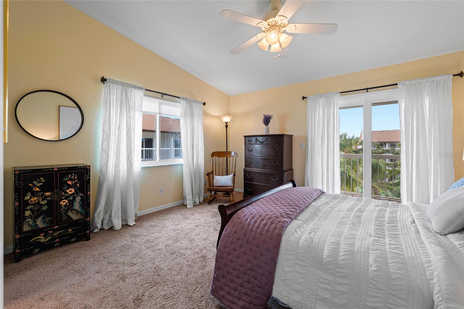 274 MADEIRA CIR, ST PETERSBURG, FL, 33715