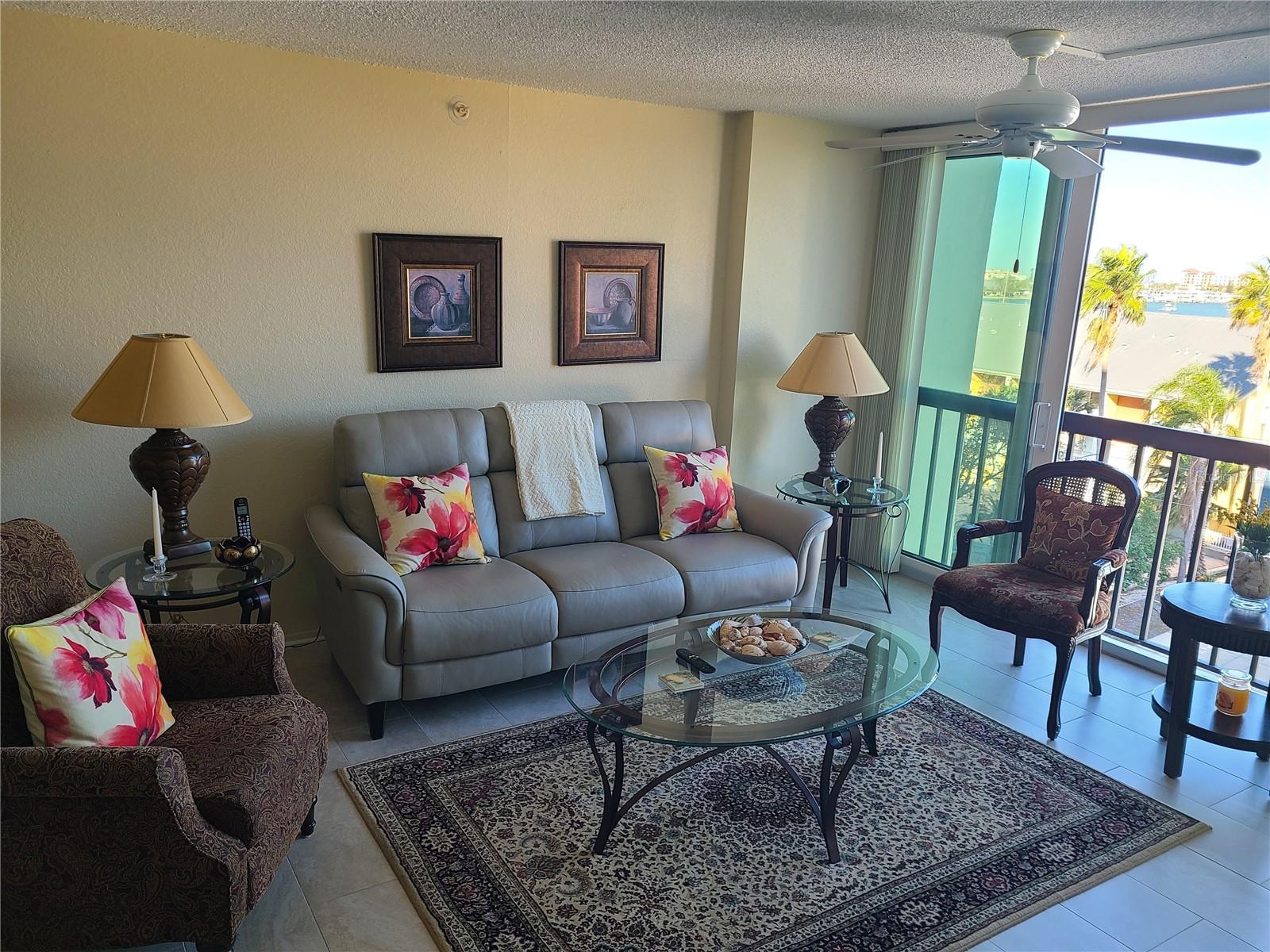 255 DOLPHIN PT #511, CLEARWATER BEACH, FL, 33767